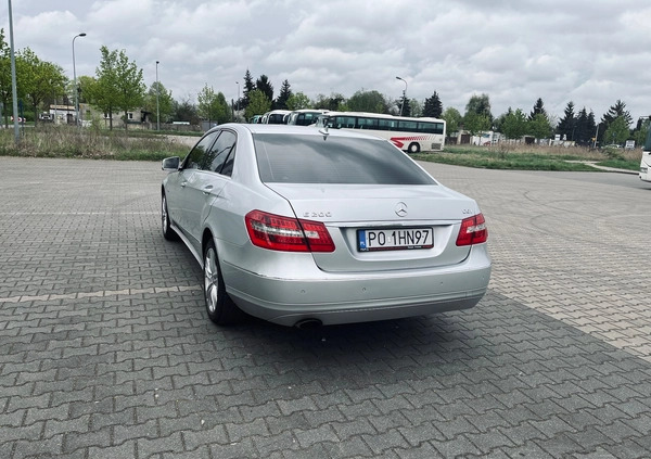 Mercedes-Benz Klasa E cena 49900 przebieg: 175000, rok produkcji 2009 z Poznań małe 596